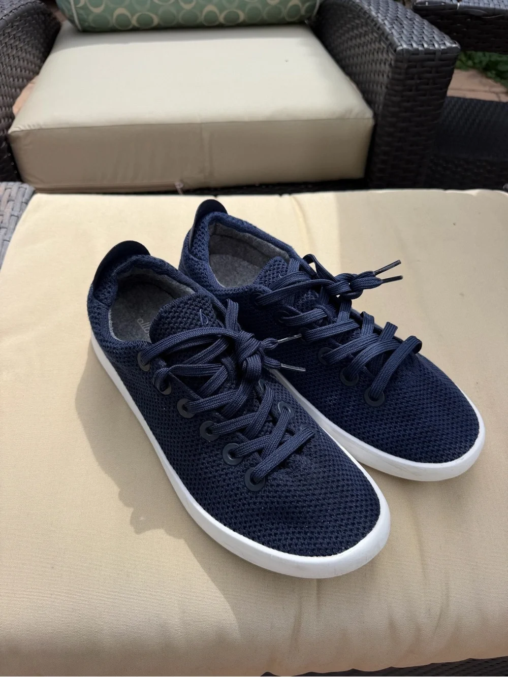 Allbirds Men's Tree Pipers Navy Blue Low Top Sneakers Size 10